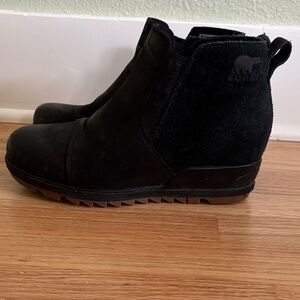 Sorel Black Suede Ankle Boots
